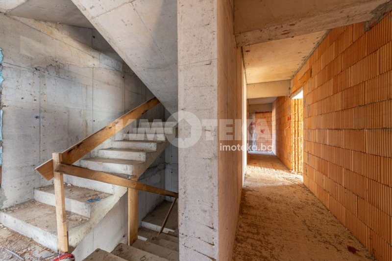 Продава 3-СТАЕН, гр. Варна, Изгрев, снимка 16 - Апартаменти - 52075455