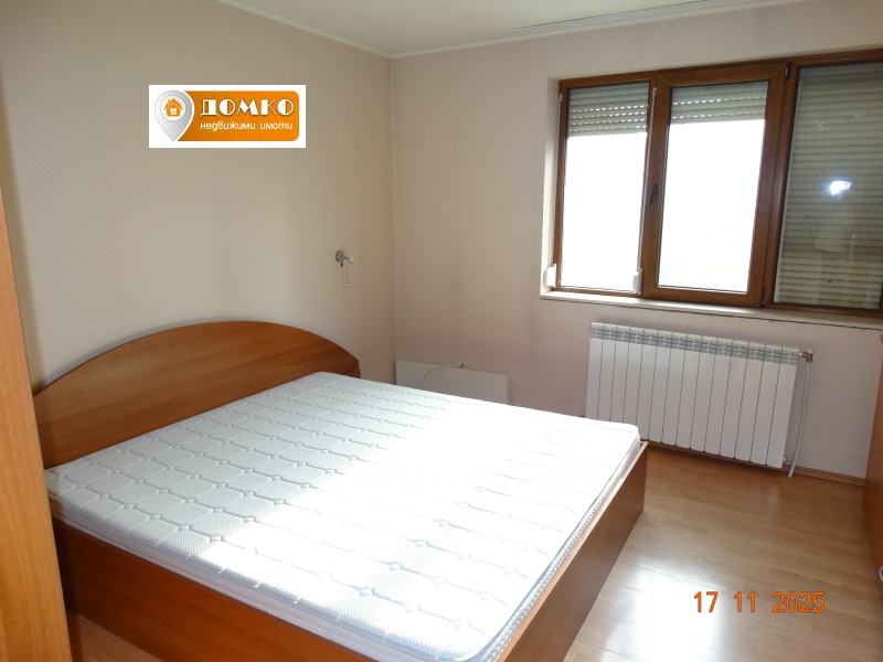 Продава ЕТАЖ ОТ КЪЩА, гр. Пазарджик, Център, снимка 9 - Етаж от къща - 52463122