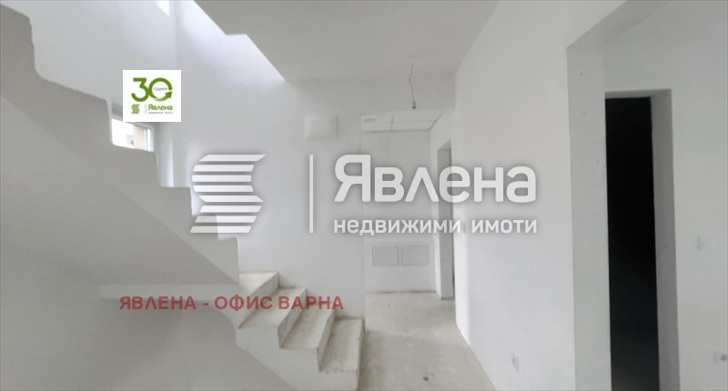 Продава КЪЩА, гр. Варна, м-т Долна Трака, снимка 3 - Къщи - 49277582