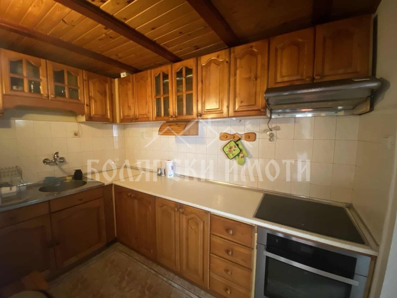 Продава КЪЩА, гр. Дебелец, област Велико Търново, снимка 11 - Къщи - 52703233