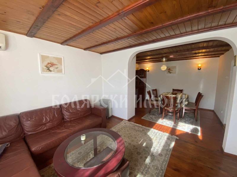 Продава КЪЩА, гр. Дебелец, област Велико Търново, снимка 10 - Къщи - 52703233