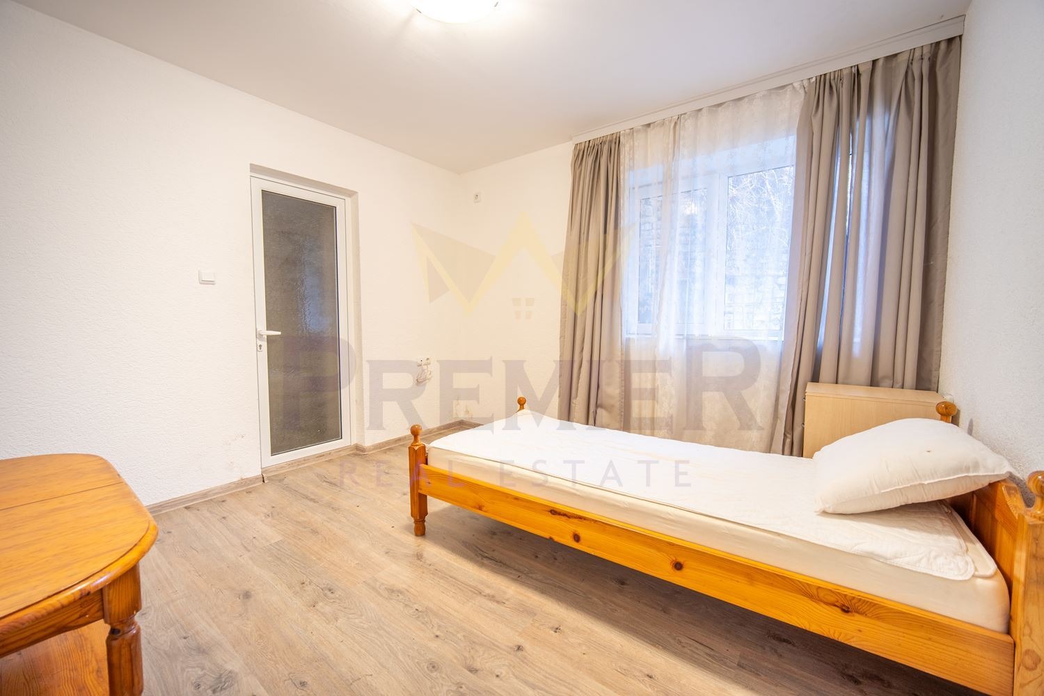 Продава КЪЩА, гр. Балчик, област Добрич, снимка 5 - Къщи - 54148484