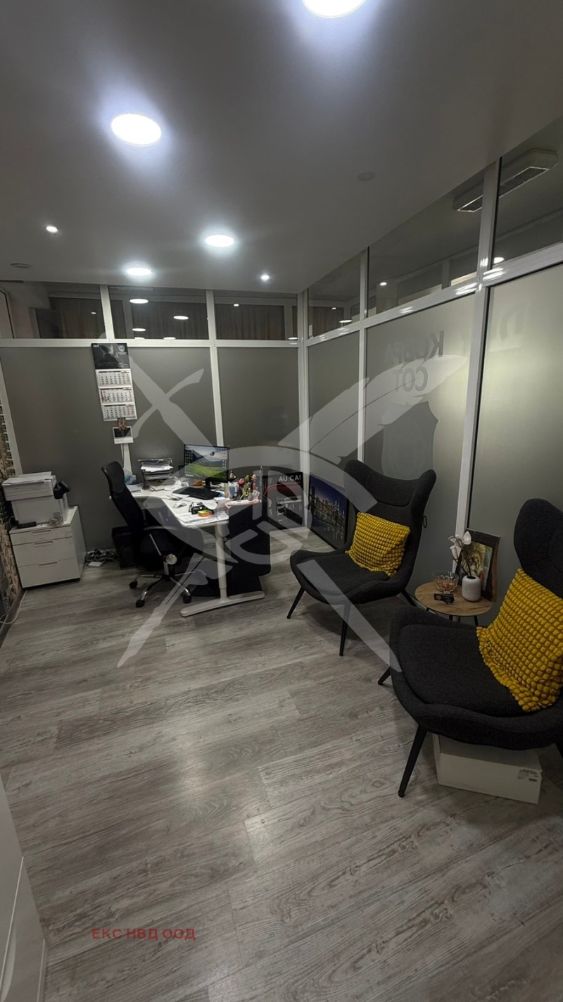 À venda  Escritório Plovdiv , Kiutchuk Parij , 17 m² | 56473987