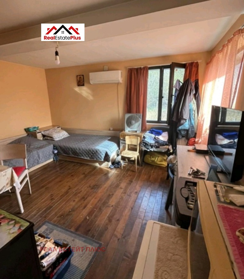 Продава КЪЩА, с. Гривица, област Плевен