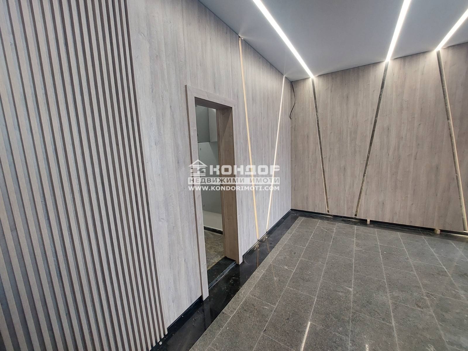 Продава 3-СТАЕН, гр. Пловдив, Остромила, снимка 2 - Апартаменти - 47428831