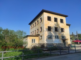 Продажба на имоти в с. Румянцево, област Ловеч - изображение 4 