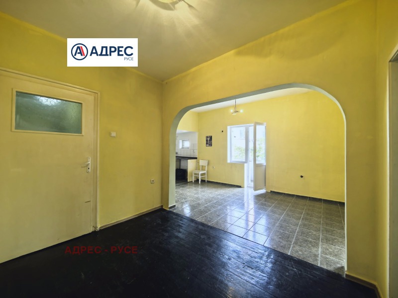 Продава  2-стаен град Русе , Център , 65 кв.м | 68204688 - изображение [2]