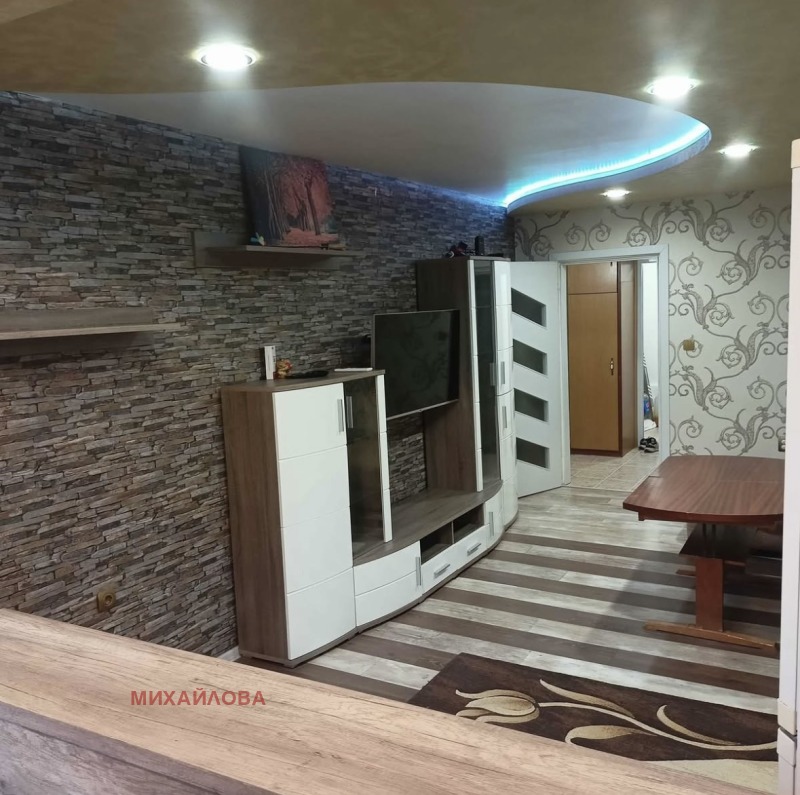 In vendita  2 camere da letto Stara Zagora , Remiza , 75 mq | 46082597 - Immagine [2]