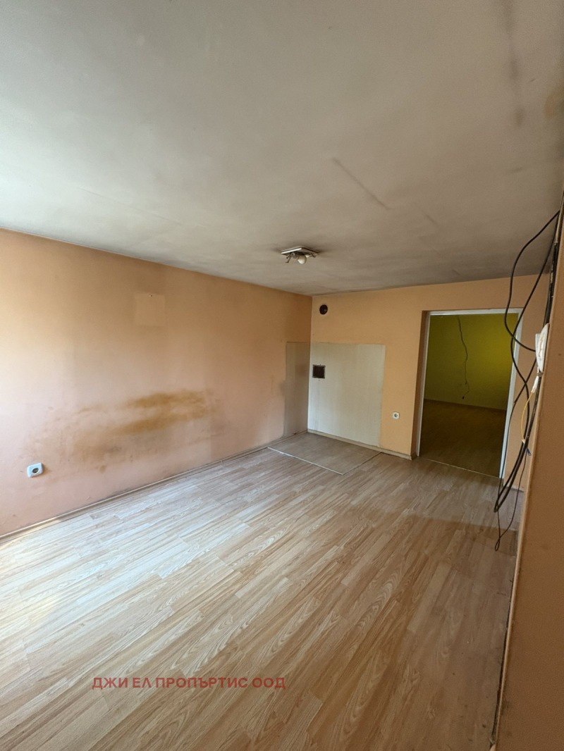 Продава  Къща град София , гр. Нови Искър , 48 кв.м | 50780589 - изображение [8]