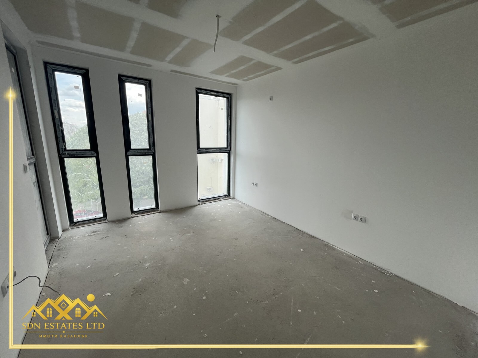 Продава 3-СТАЕН, гр. Казанлък, област Стара Загора, снимка 3 - Апартаменти - 54644655