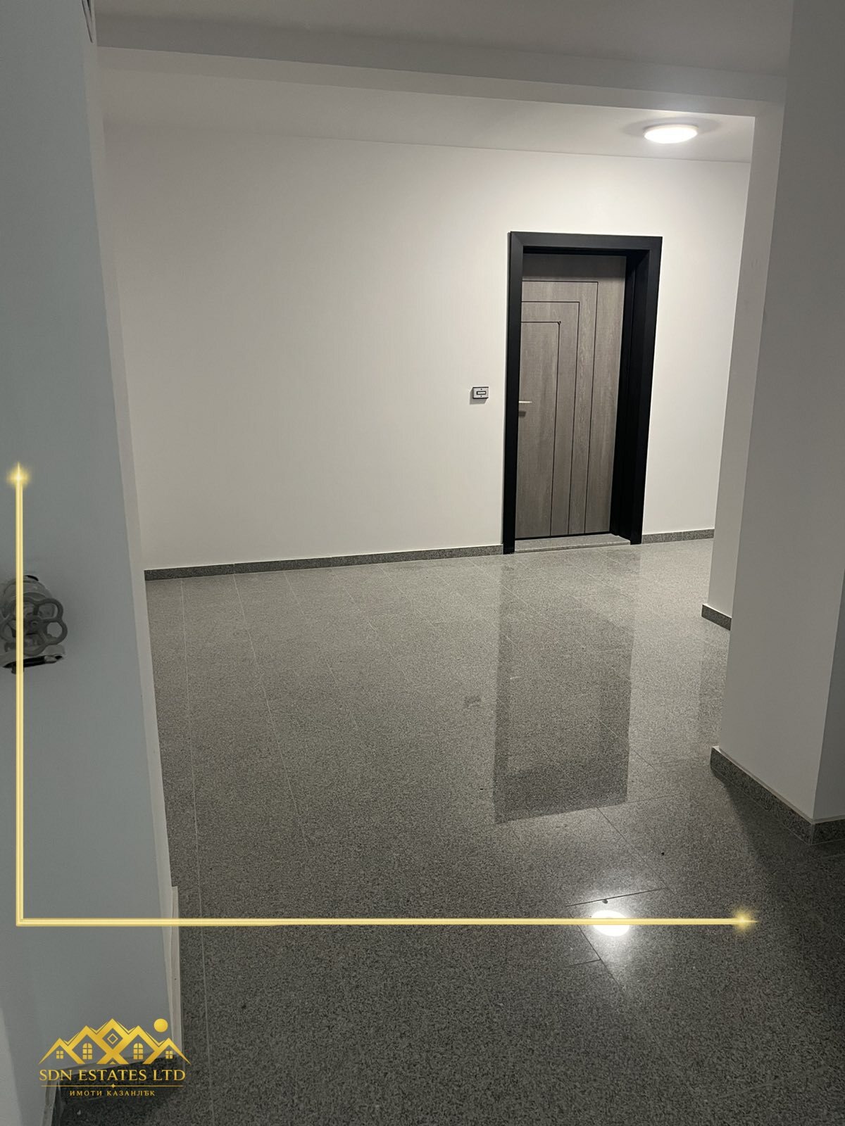 Продава 3-СТАЕН, гр. Казанлък, област Стара Загора, снимка 8 - Апартаменти - 54644655