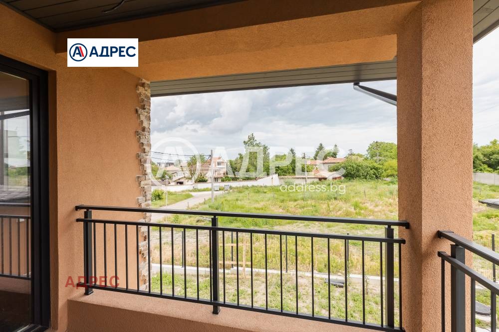 Продава КЪЩА, с. Яребична, област Варна, снимка 11 - Къщи - 55362978