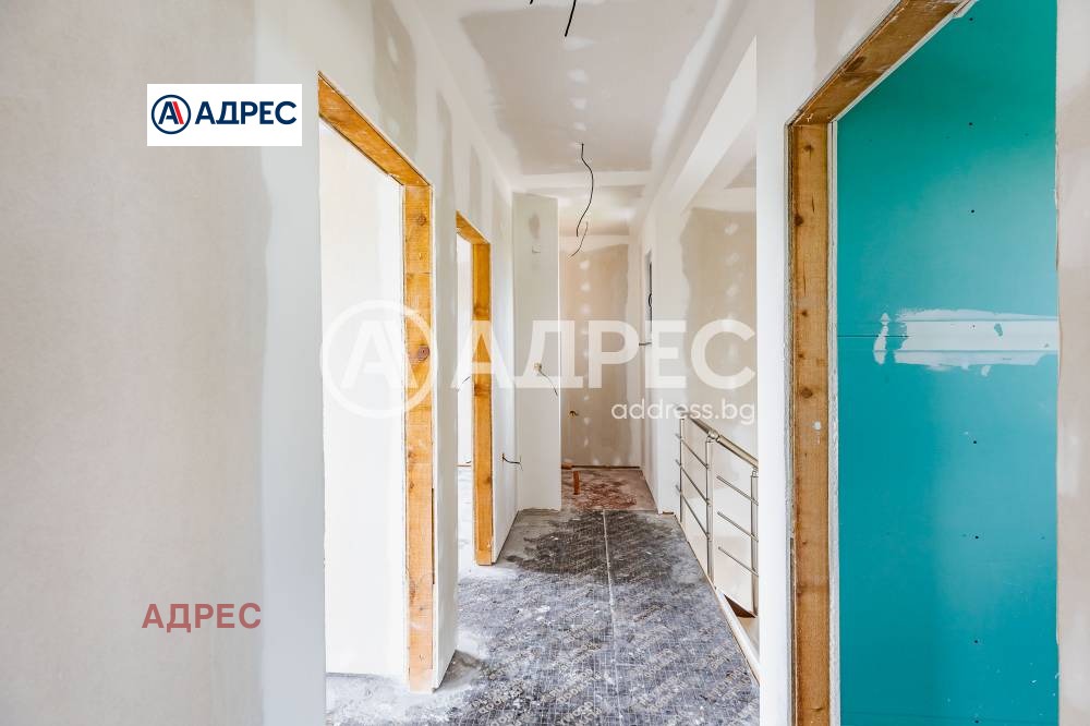 Продава КЪЩА, с. Яребична, област Варна, снимка 9 - Къщи - 55362978