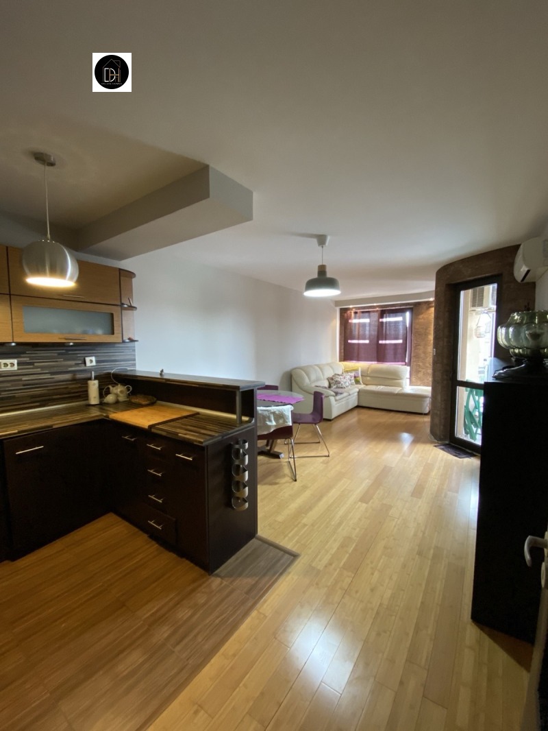 Продава 2-СТАЕН, гр. Пловдив, Христо Смирненски