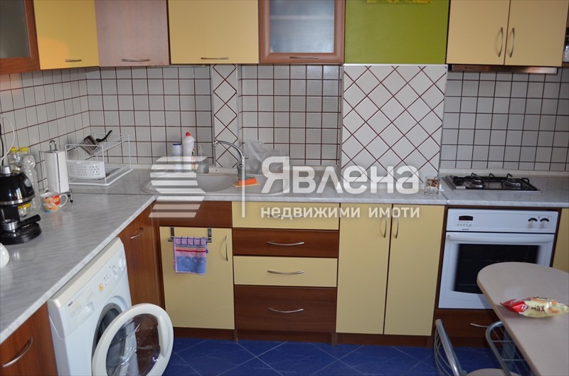 Продава 3-СТАЕН, гр. Пловдив, Тракия, снимка 3 - Aпартаменти - 48580303