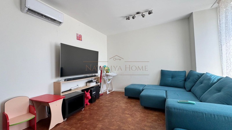 En venta  2 dormitorios Burgas , Sarafovo , 99 metros cuadrados | 39417212