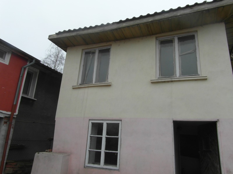 Продава КЪЩА, гр. Свищов, област Велико Търново, снимка 6 - Къщи - 52646212