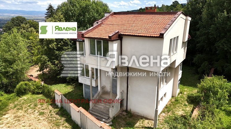 Продава КЪЩА, гр. София, с. Бистрица, снимка 2 - Къщи - 54683182