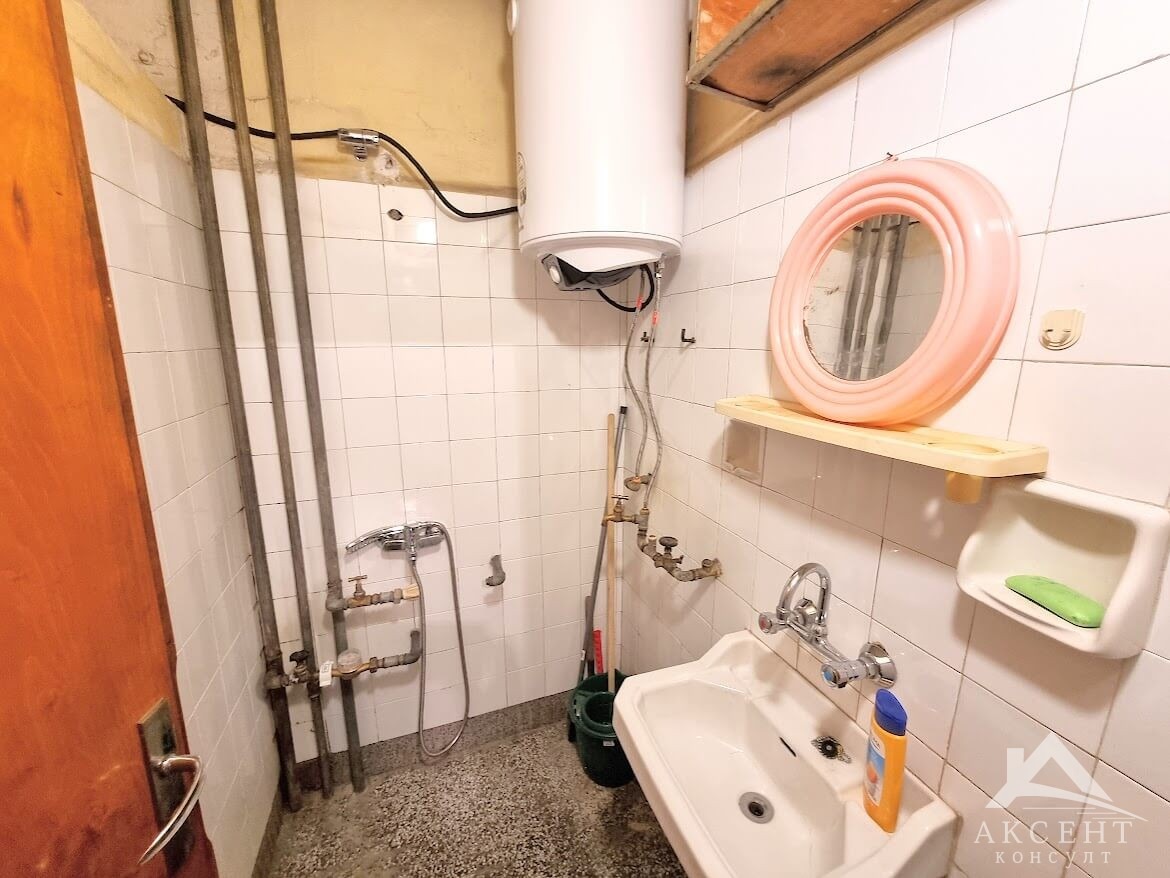 Продава 4-СТАЕН, гр. Перник, Център, снимка 14 - Апартаменти - 56085622