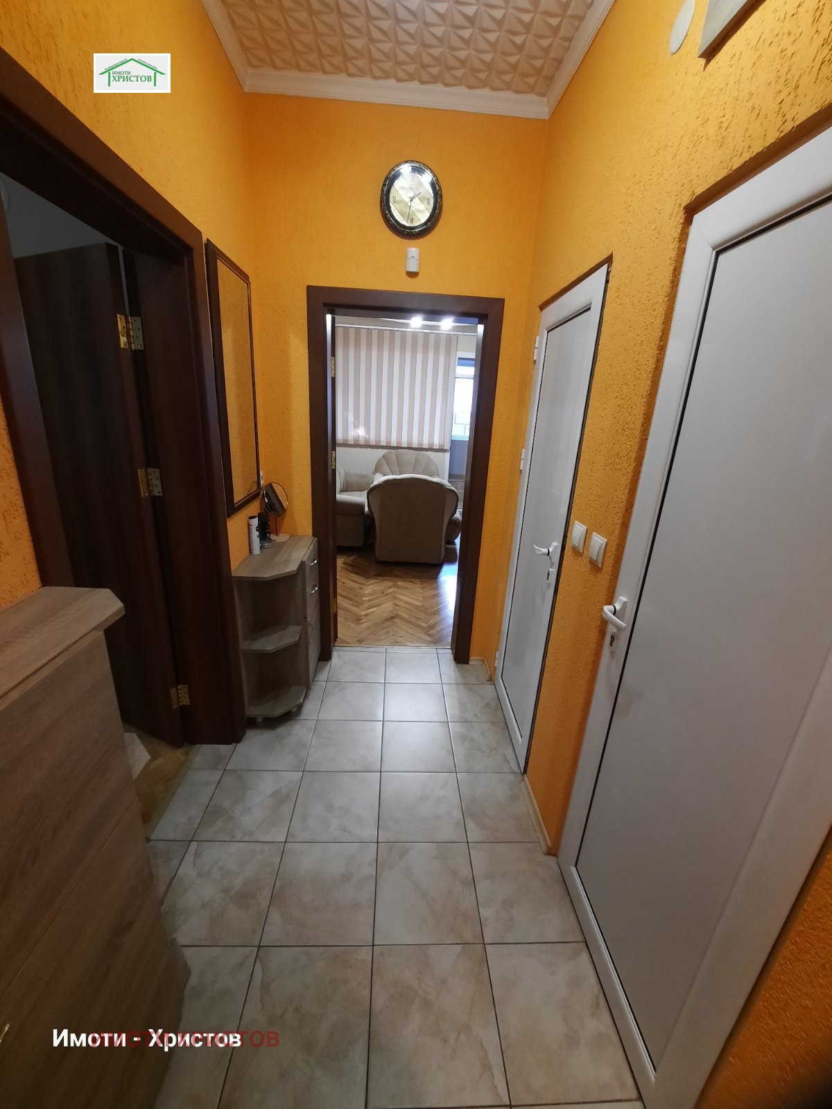 Продава МНОГОСТАЕН, гр. Шумен, Гривица, снимка 14 - Апартаменти - 55711029