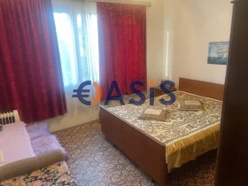 3 makuuhuonetta Pomorie, Burgasin alue 8