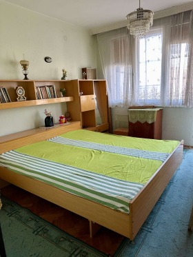 3+ Schlafzimmer Bolnizata, Schumen 5