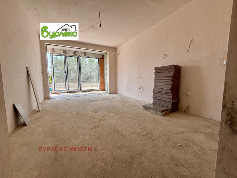 Na sprzedaż  1 sypialnia Warna , Briz , 87 mkw | 74638954 - obraz [5]