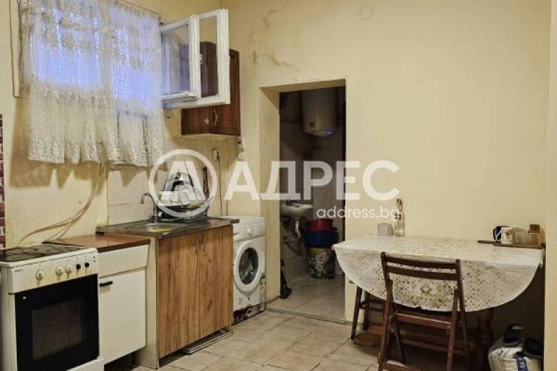 Продава  3-стаен град София , Център , 101 кв.м | 81441071