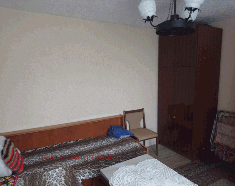 Till salu  Hus region Sofia , Vlado Tritjkov , 30 kvm | 70895177 - bild [6]