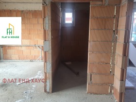 1 dormitorio m-t Zelenika, Varna 10