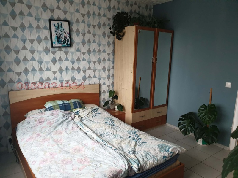 Продава 3-СТАЕН, гр. Горна Оряховица, област Велико Търново, снимка 2 - Апартаменти - 52805598