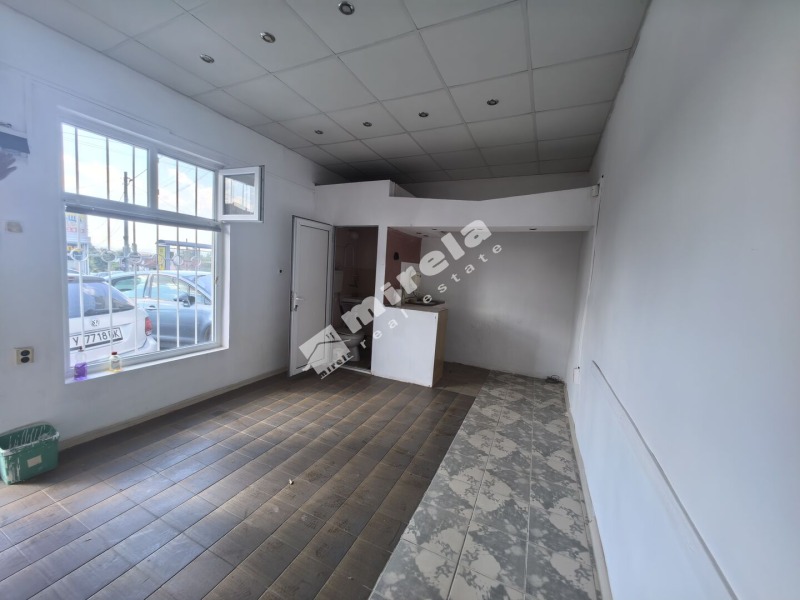 Продава  Офис град Ямбол , Боровец , 54 кв.м | 98944956
