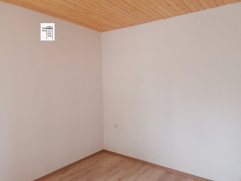 Продава КЪЩА, с. Змеево, област Добрич, снимка 2 - Къщи - 52224762