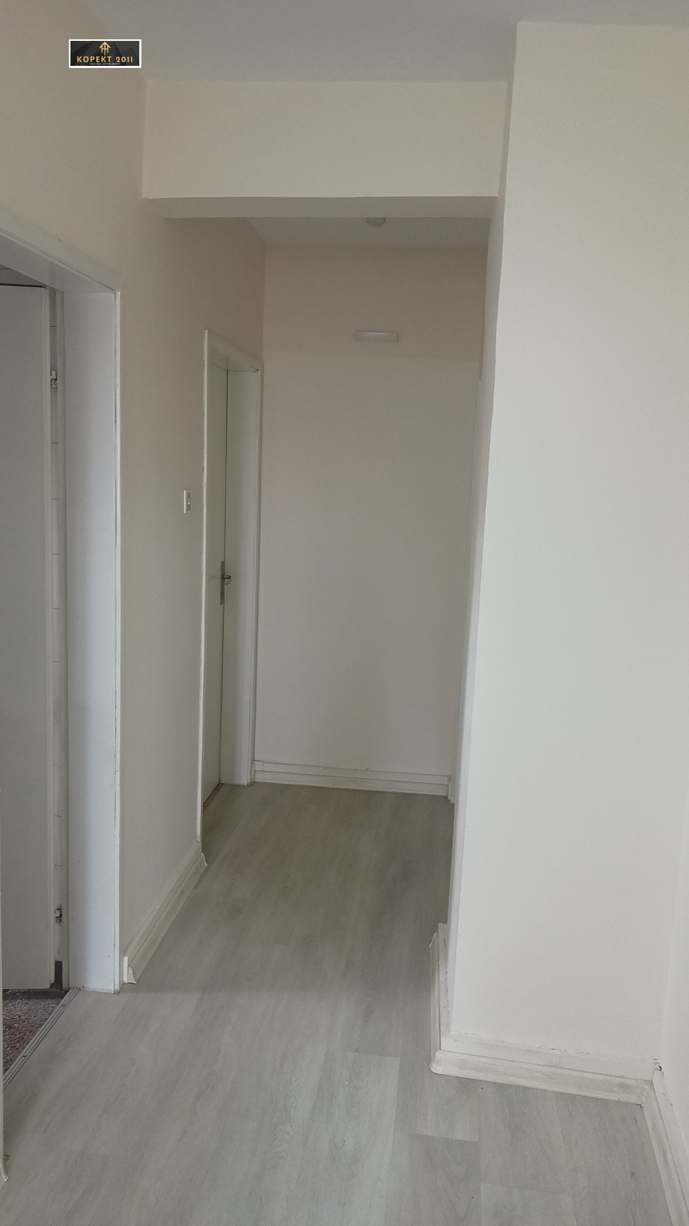 Продава 3-СТАЕН, гр. Русе, Дружба 2, снимка 10 - Апартаменти - 54273845