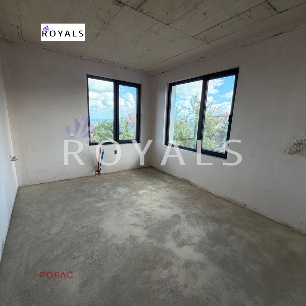 Продава КЪЩА, гр. Бяла, област Варна, снимка 8 - Къщи - 56415574
