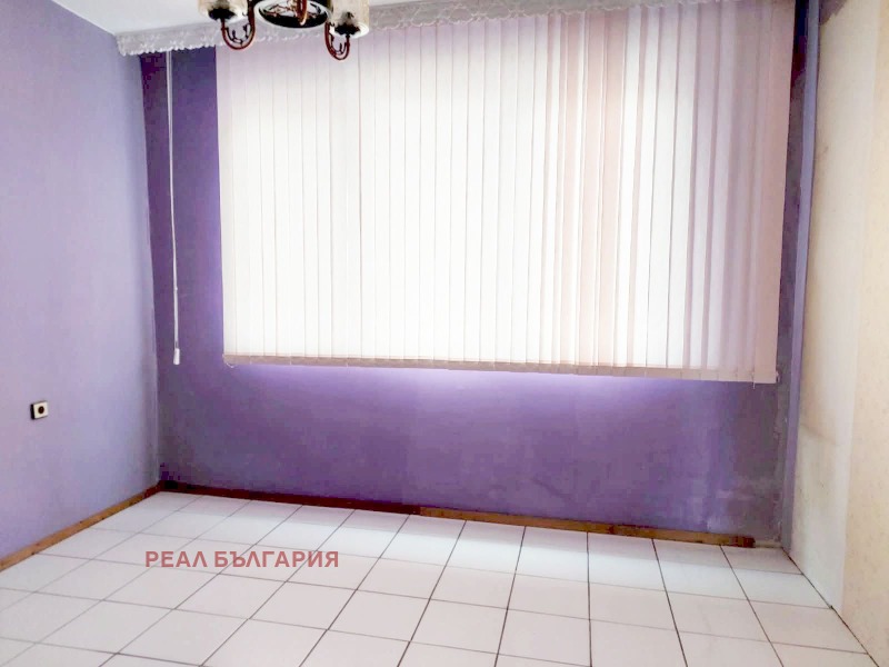 Продава 3-СТАЕН в град Русе, Широк център - 97 кв.м / 139 000 € » 271 860.37 лв., РЕАЛ БЪЛГАРИЯ