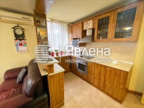4-стаен град Варна, Център