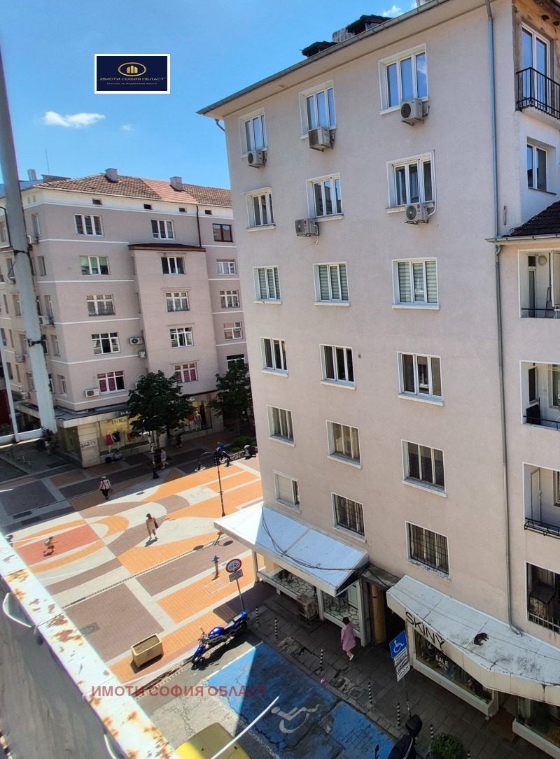 Te koop  1 slaapkamer Sofia , Tsentar , 86 m² | 62877093 - afbeelding [2]