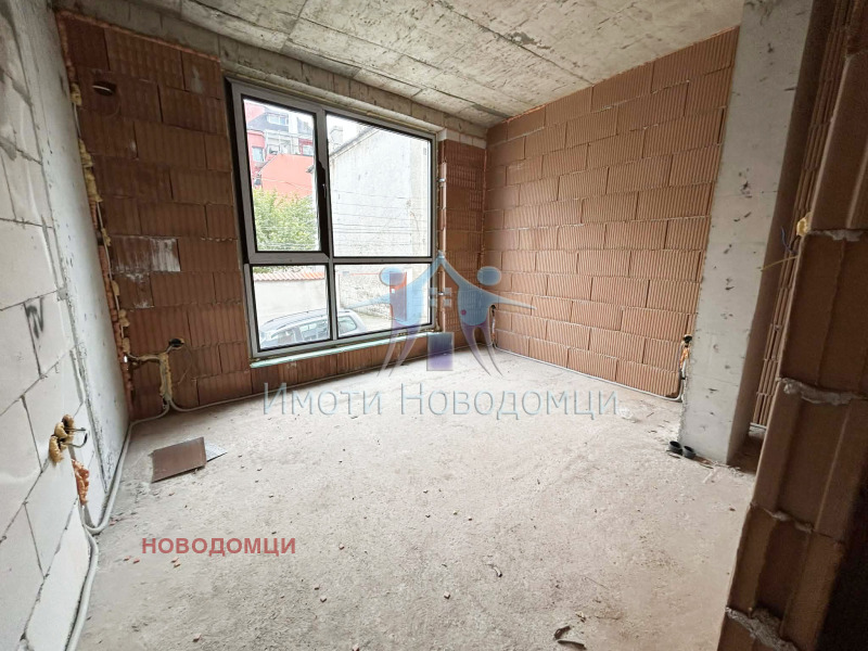 Продава 2-СТАЕН, гр. Шумен, Център, снимка 2 - Апартаменти - 52999387