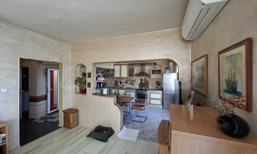 Продава 3-СТАЕН, гр. Варна, м-т Салтанат, снимка 3 - Апартаменти - 56214828