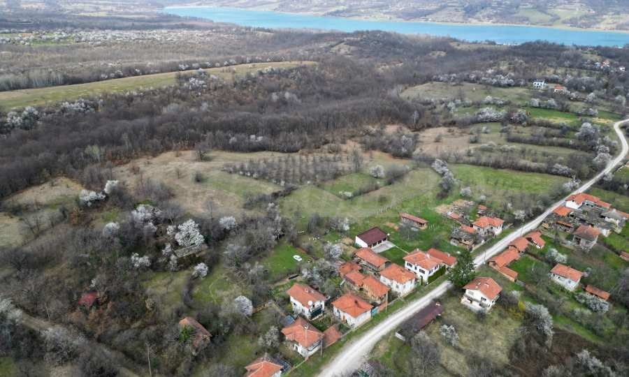 Продава КЪЩА, гр. Троян, област Ловеч, снимка 3 - Къщи - 54595489