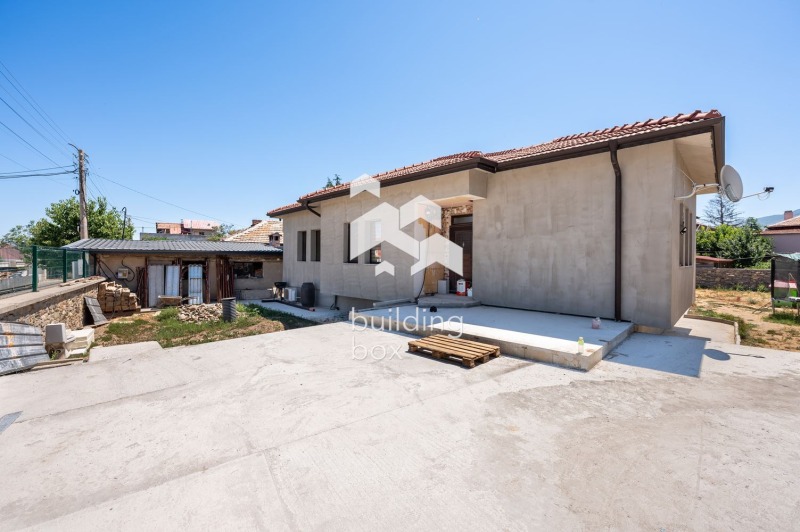 Till salu  Hus region Plovdiv , Parvenec , 205 kvm | 34044082 - bild [13]