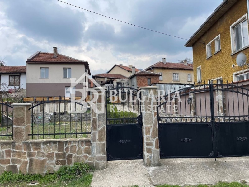 Продава КЪЩА, гр. Костенец, област София област, снимка 3 - Къщи - 53256148