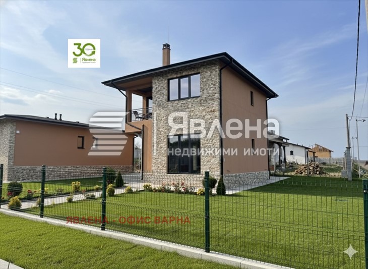Продава КЪЩА, с. Яребична, област Варна