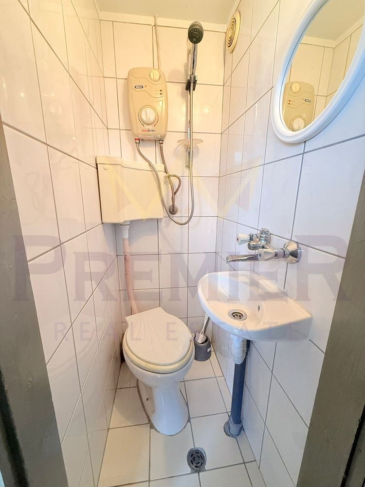 Продава КЪЩА, гр. Добрич, Пинета, снимка 8 - Къщи - 55277054