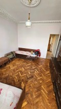 Продава 2-СТАЕН, град Шумен, Боян Българанов 1 • 178000 лв. / 91009.95 € • 61382600 1