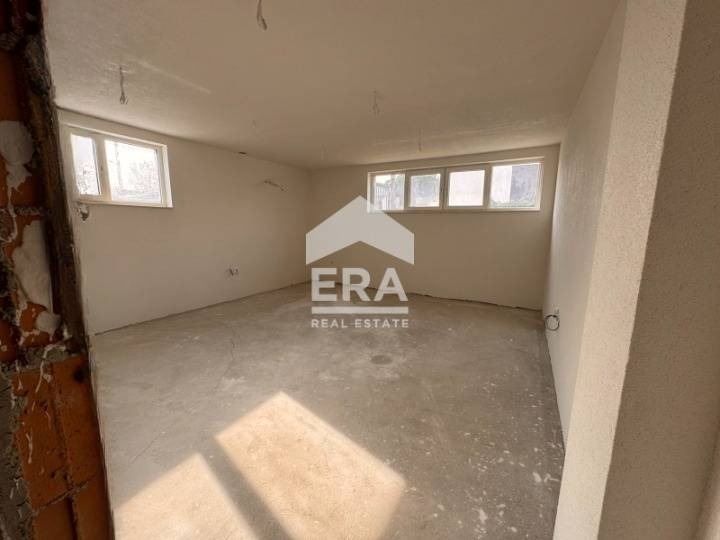 Продава ОФИС, гр. Варна, Изгрев, снимка 6 - Офиси - 54606887