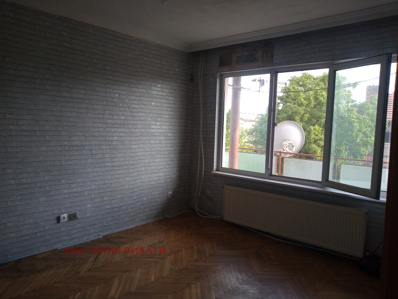 Продава ЕТАЖ ОТ КЪЩА, гр. София, гр. Нови Искър, снимка 5 - Етаж от къща - 53243238