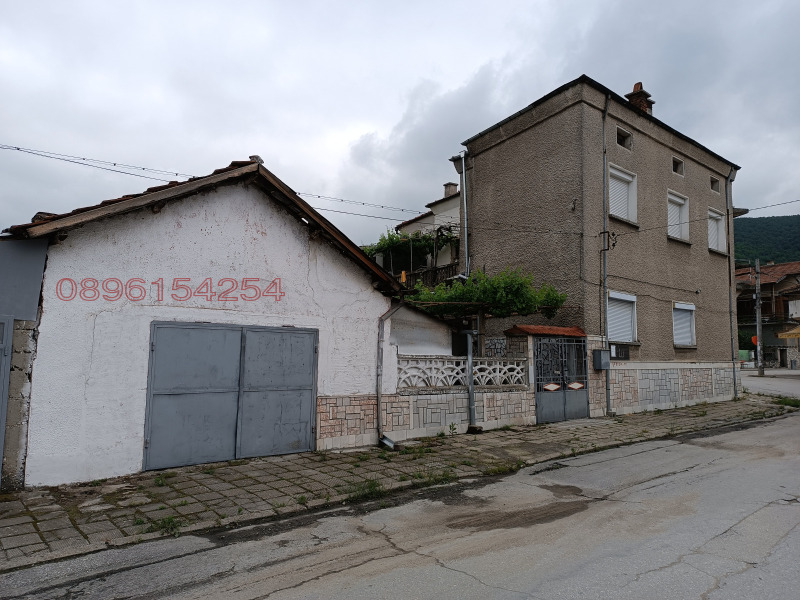 Продава КЪЩА, с. Бяга, област Пазарджик, снимка 2 - Къщи - 52780857