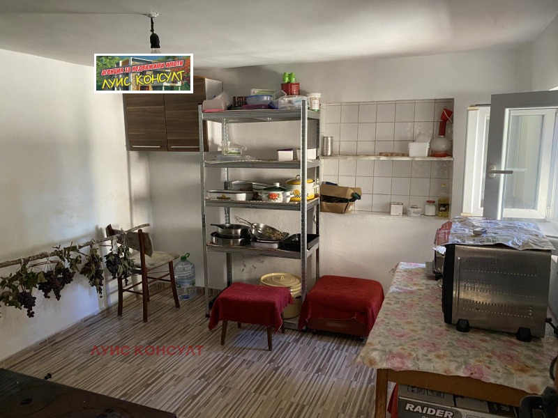 Продава КЪЩА, с. Вирове, област Монтана, снимка 13 - Къщи - 52232396